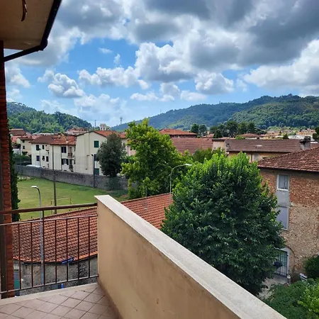 Appartement Ampio E Luminoso Camaiore